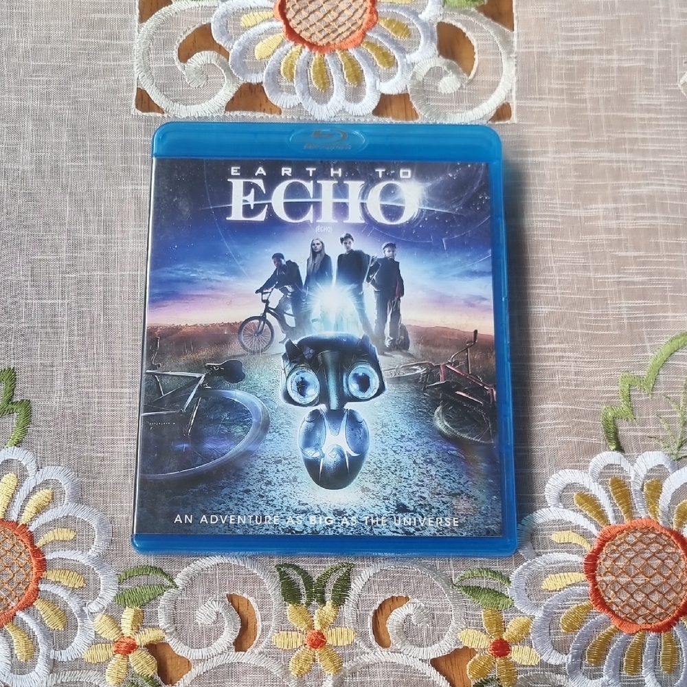 Earth to Echo Blu-ray Disc Movie